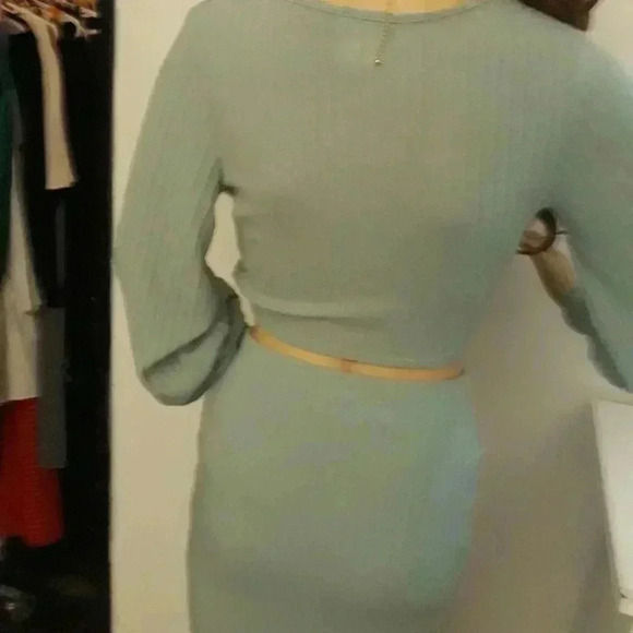 Fashion nova 2 piece midi skirt lightweight plunging neckline soft green dress S - Picture 3 of 4